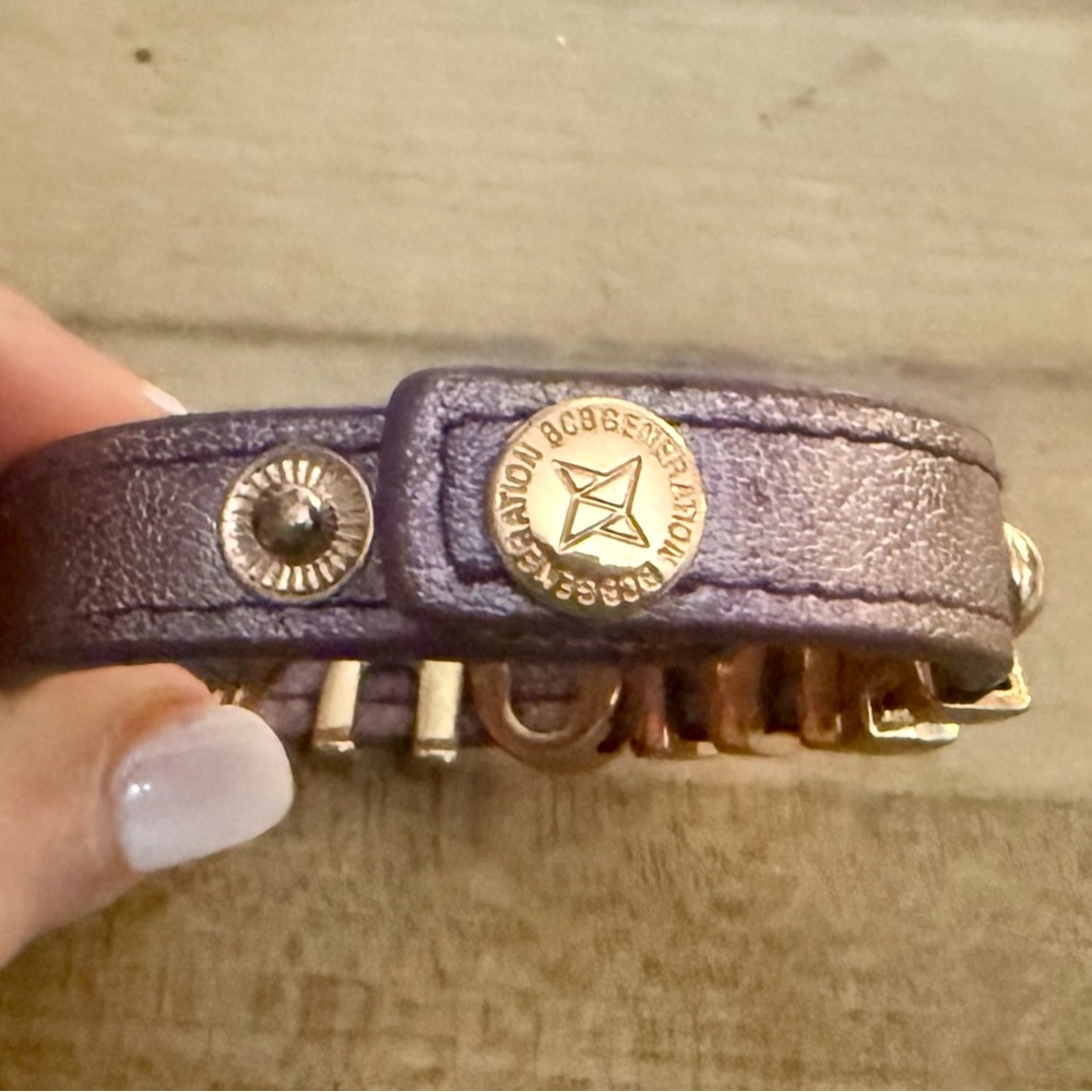BCBGeneration Metallic Purple Vegan Leather AMOR gold letter snap bracelet - Picture 8 of 8